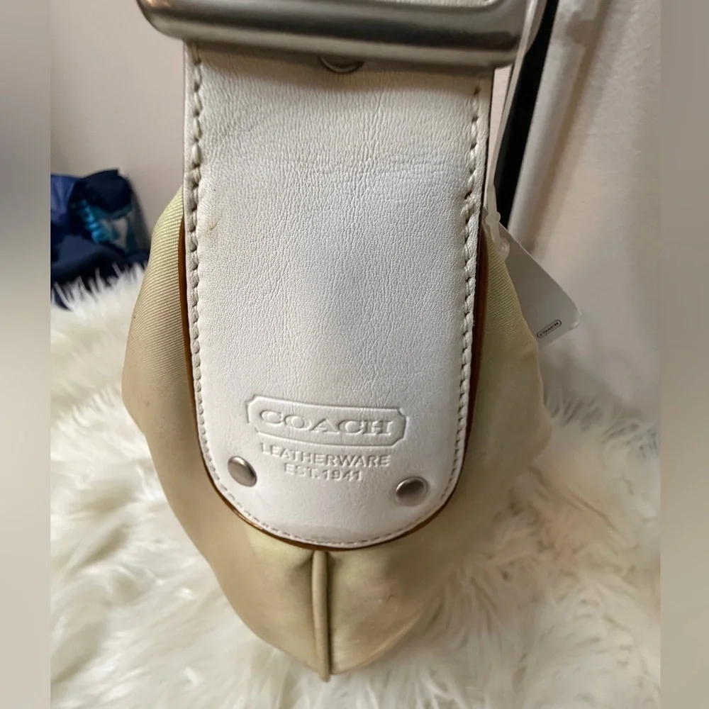 Coach chic shoulder